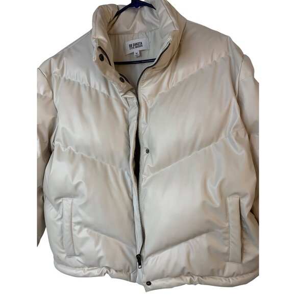 BB Dakota Steve Madden Answer My Layer Crop Boxy Puffer Jacket Bone M RA10052 - Picture 7 of 10